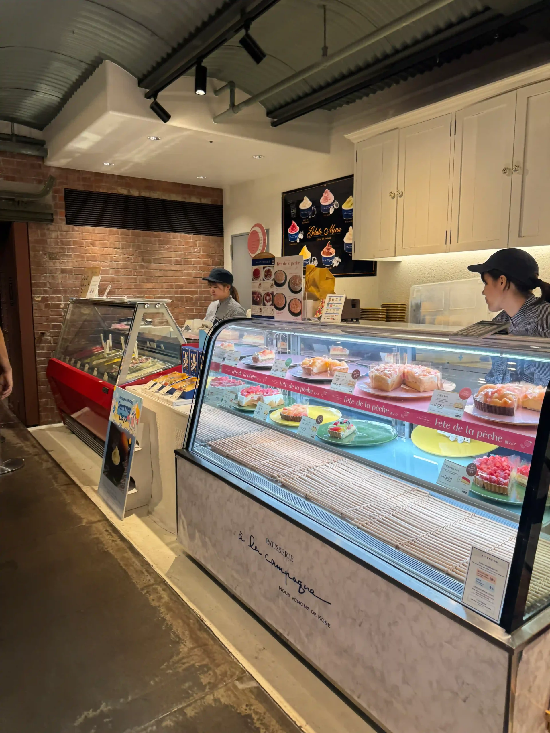 Boutiques et restaurants du Yokohama Red Brick Warehouse Akarenga Soko