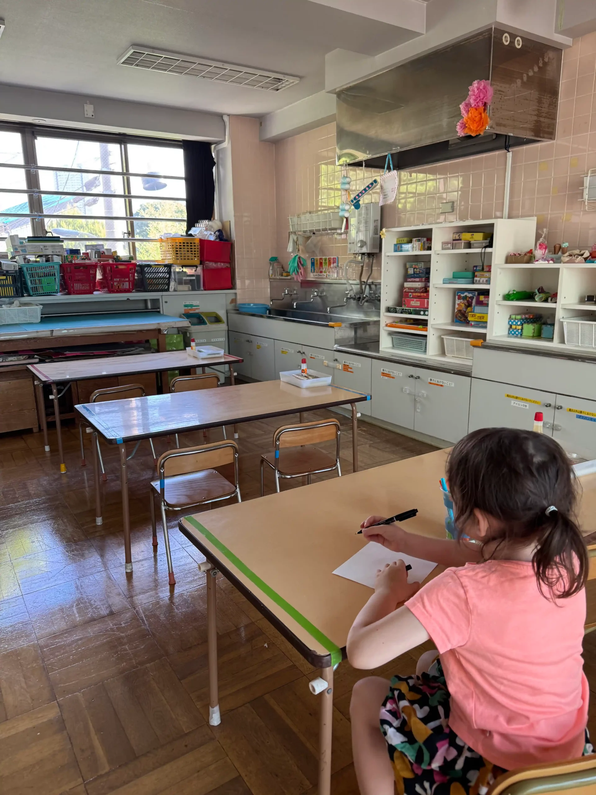 Matériaux disponibles dans la salle de bricolage 児童館
