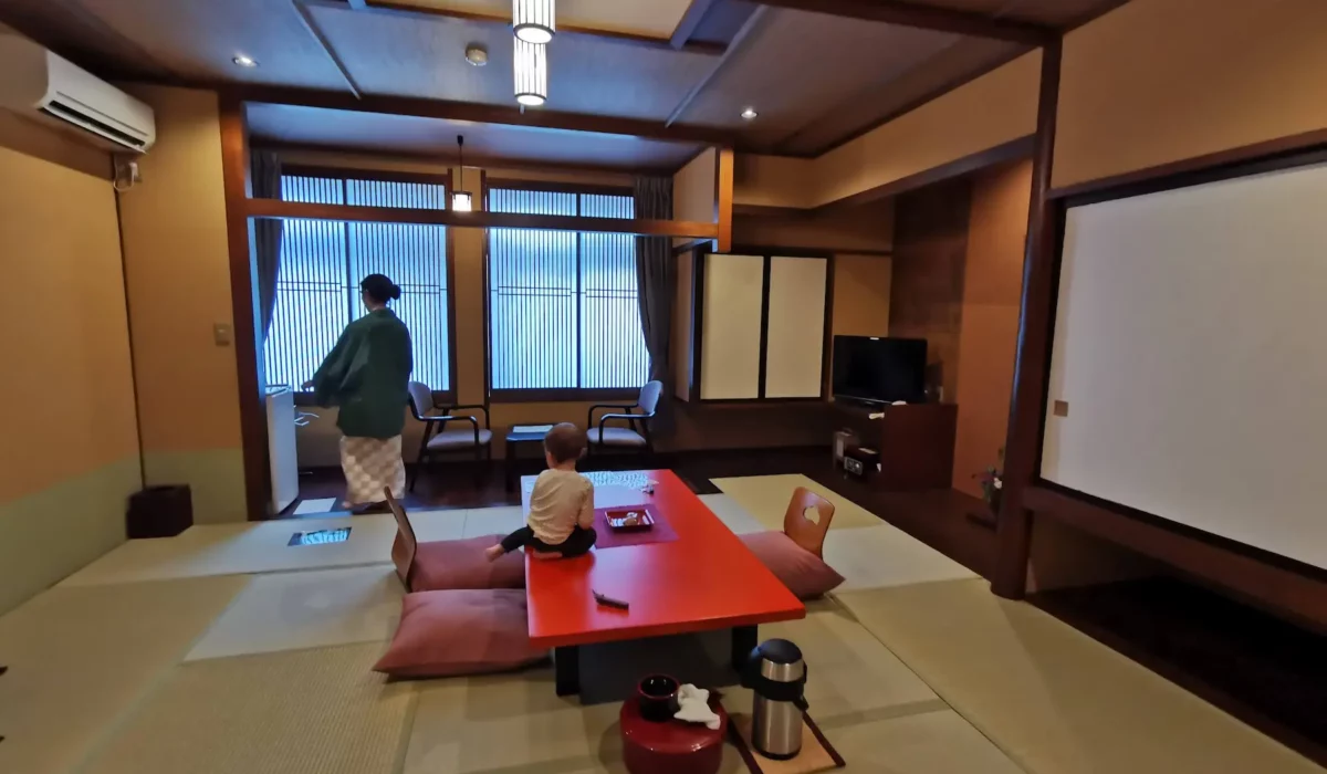 L&rsquo;un des meilleurs ryokans à Yamagata : notre expérience avec enfant au Saikatei Jidaiya