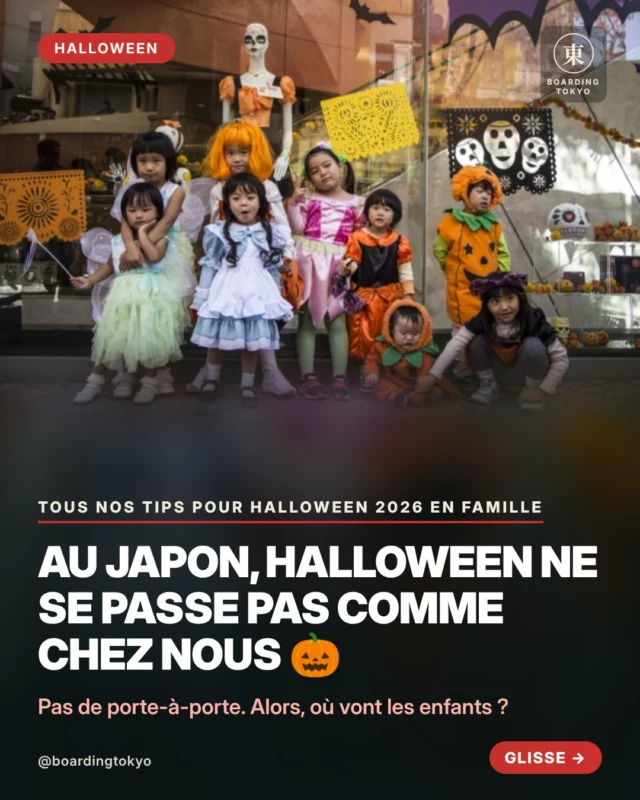 🎃 Halloween au Japon, ce n'est pas du tout comme chez nous.

Ici, personne ne sonne aux portes. Mais ça ne veut pas dire que nos enfants passent à côté : on a découvert qu'Halloween se vit dehors, en tenue, dans des fêtes organisées. Et c'est même plus facile avec des petits.

Dans le carrousel, tu trouveras où aller, les dates à retenir, le piège de Shibuya à éviter et où trouver les déguisements sans vider ta valise.

Notre conseil : regarde les affiches dans ta rue. Les meilleures fêtes sont souvent celles du quartier, pas celles des guides. 👀

📌 Enregistre ce post pour le 17 et le 31 octobre
💬 Dis-nous en commentaire quel sera ton plan, ou si tu as déjà fait Halloween à Tokyo
➕ Abonne-toi à @boardingtokyo pour toutes nos astuces de famille franco-japonaise à Tokyo

🔗 Plus de guides et de bons plans sur boardingtokyo.com (lien en bio)

#halloweenjapon #halloweentokyo #vieaujapon #tokyoenfamille #expatjapon #voyagejaponenfant #japonenfamille #tokyo #boardingtokyo